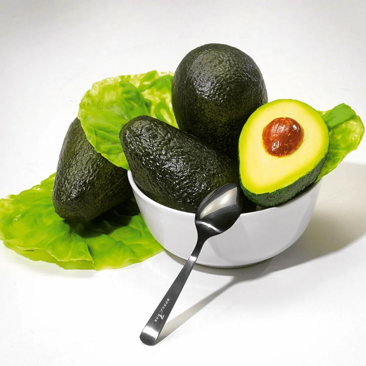 DecoWoerner Avocado Lebensmittel-Attrappe, Pack à 3 Stück grün
