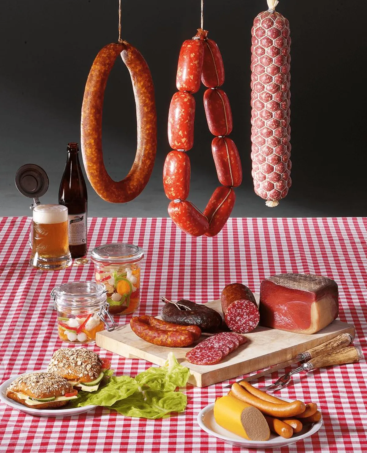 Hot DecoWoerner Bratwurst Ring Lebensmittel-Attrappe 30 Cm braun