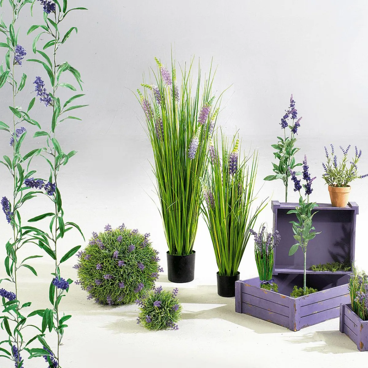 DecoWoerner Dekogras Mit Lavendel Im Topf 100 Cm grün