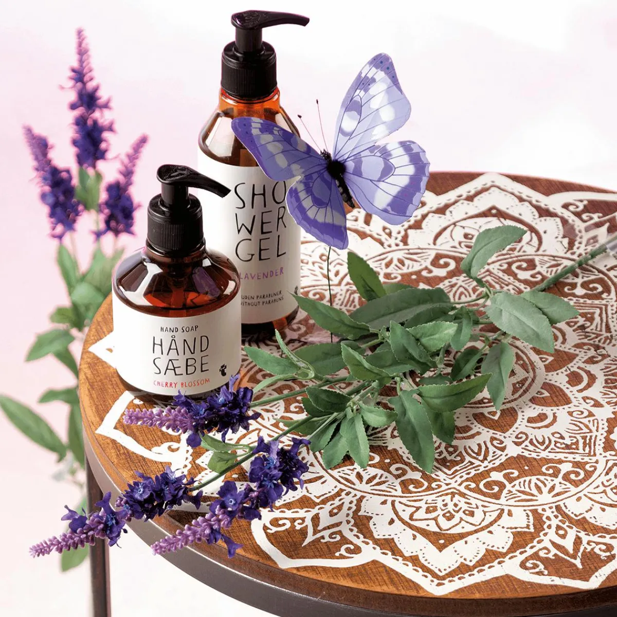 Sale DecoWoerner Deko-Schmetterlinge, 10 Cm, Lila, 6 Stück violett