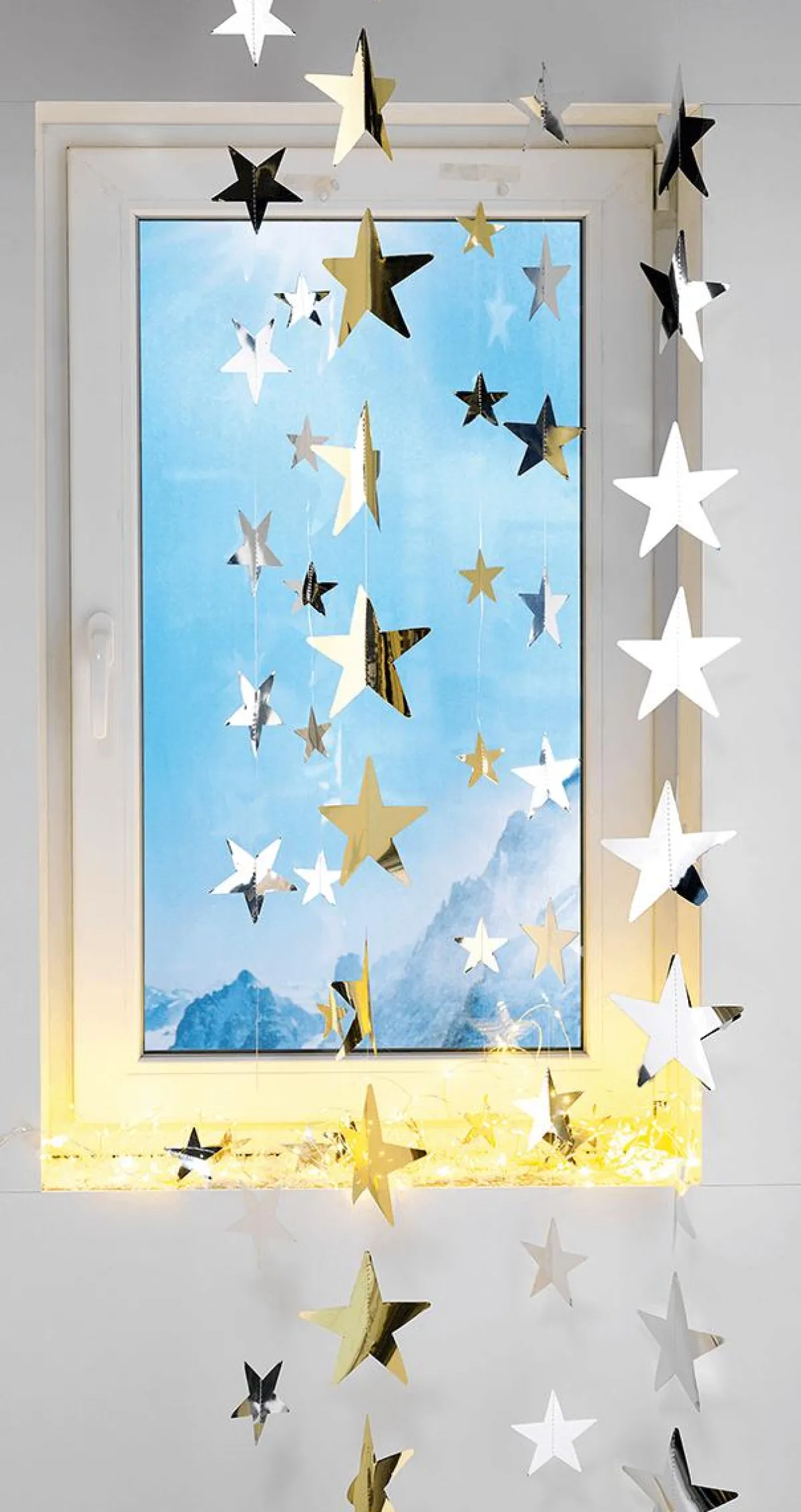 Hot DecoWoerner Folien-Sternenkette 15 Cm Ø, 200 Cm silber