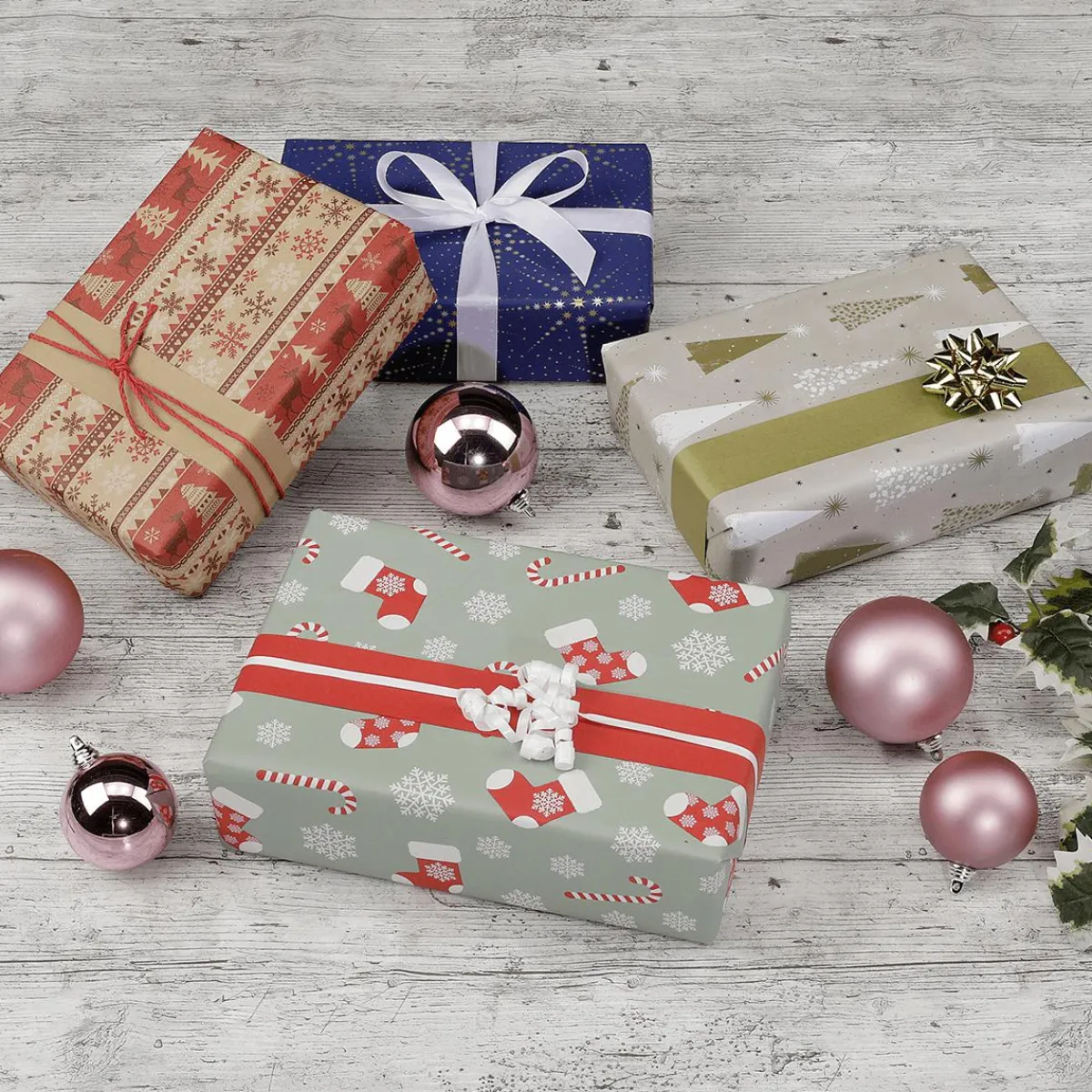 Best DecoWoerner Geschenkpapier Norweger Natur / rot