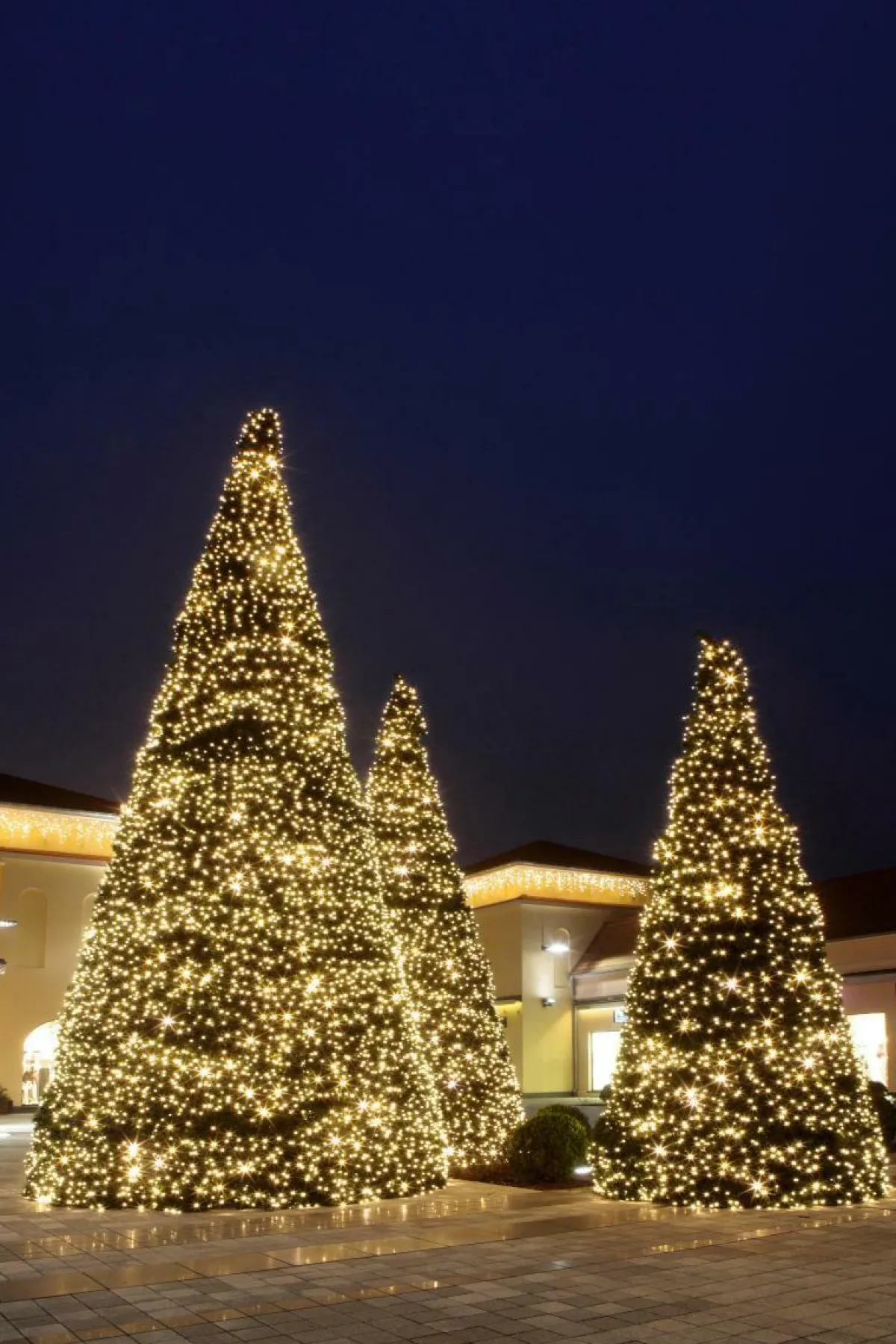 Clearance DecoWoerner Gigant Baum Ohne Licht, 370 Cm grün