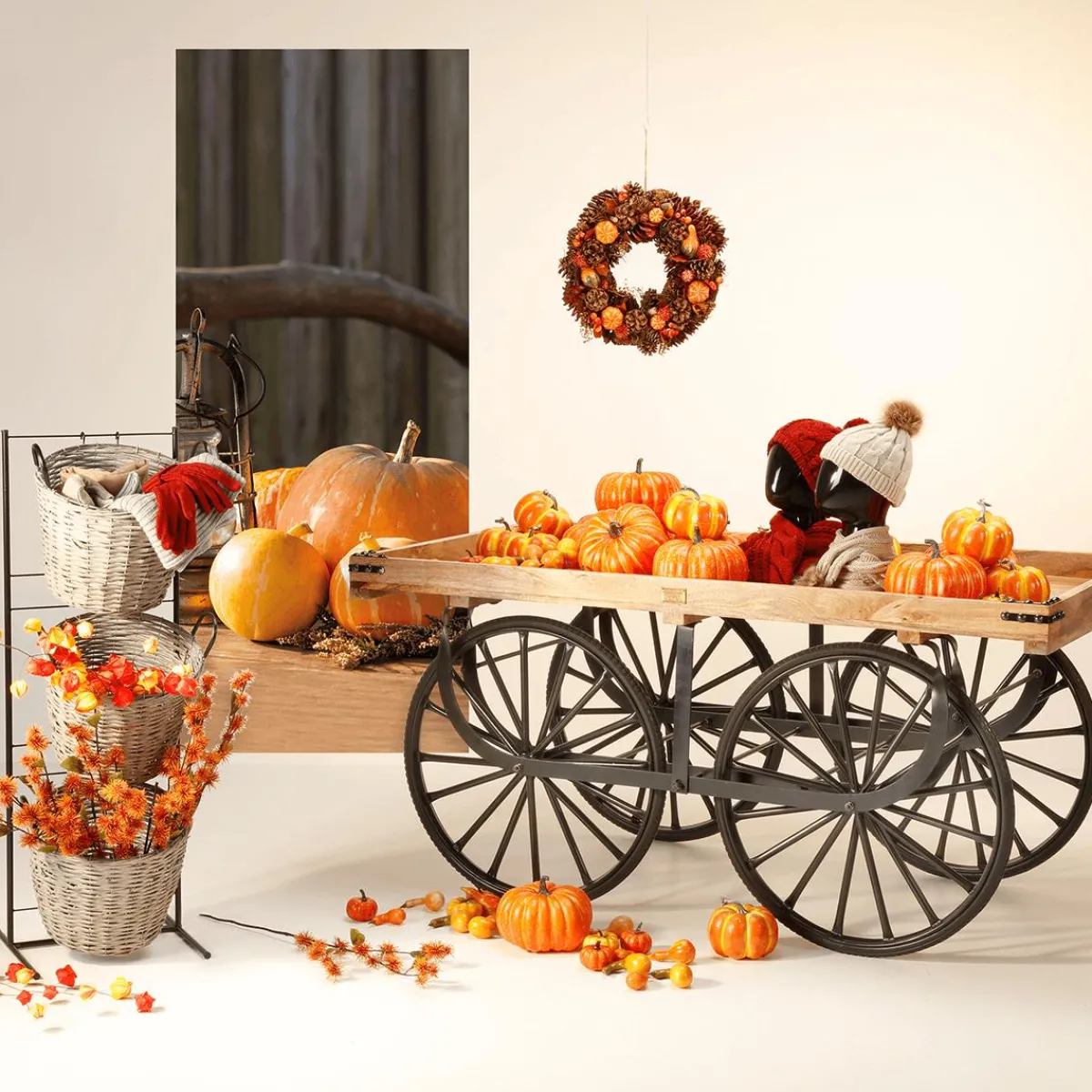 Outlet DecoWoerner Herbstlicher Türkranz 38 Cm Ø braun