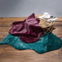 Sale DecoWoerner Kunstfell 60cm violett