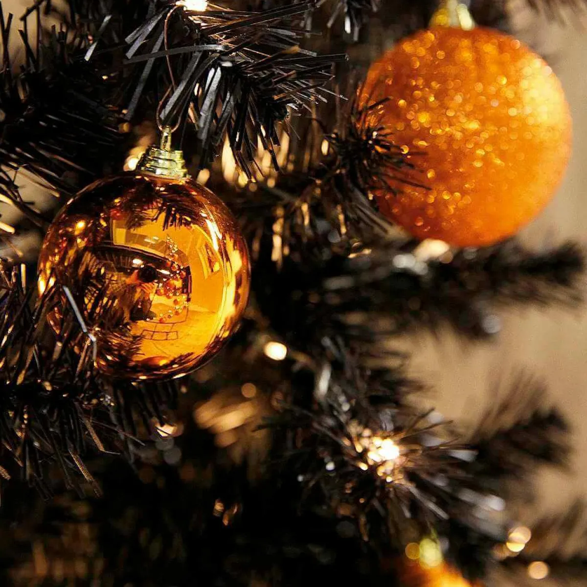 Sale DecoWoerner Kupfer, Glänzende Weihnachtskugeln Aus Schwer Entflammbarem Kunststoff, 6 Cm Ø – 24 Stück orange