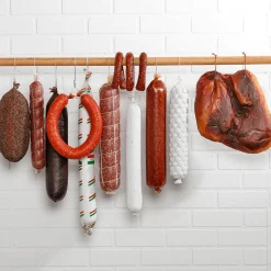 DecoWoerner Lebensmittel-Attrappen-Wurst-Sortiment Erstausstattung, 13-teilig mehrfarbig