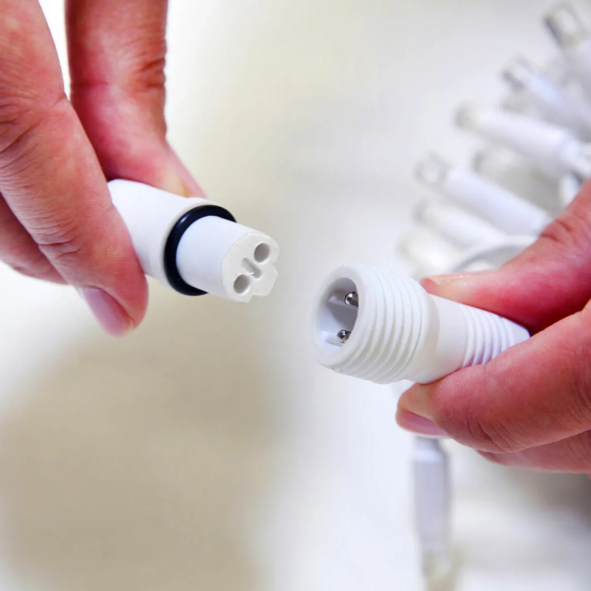 New DecoWoerner LED Blinkende Kupplungslichterkette Für Außen, 10 M weiß