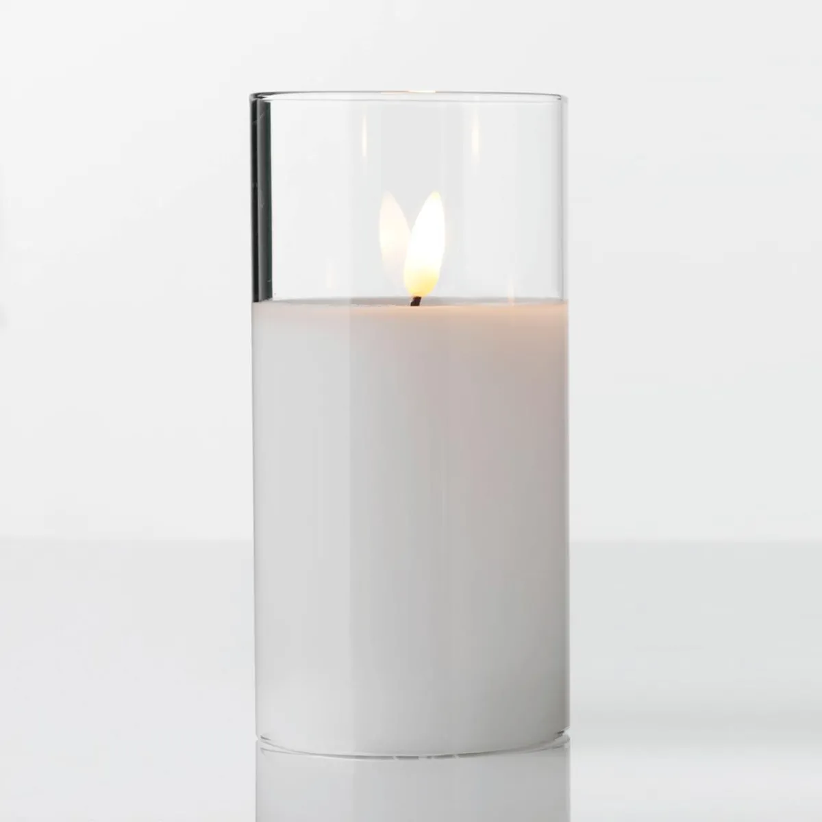 New DecoWoerner LED-Kerze Aus Wachs Im Transparenten Glas 7,5 X 12,5 Cm weiß