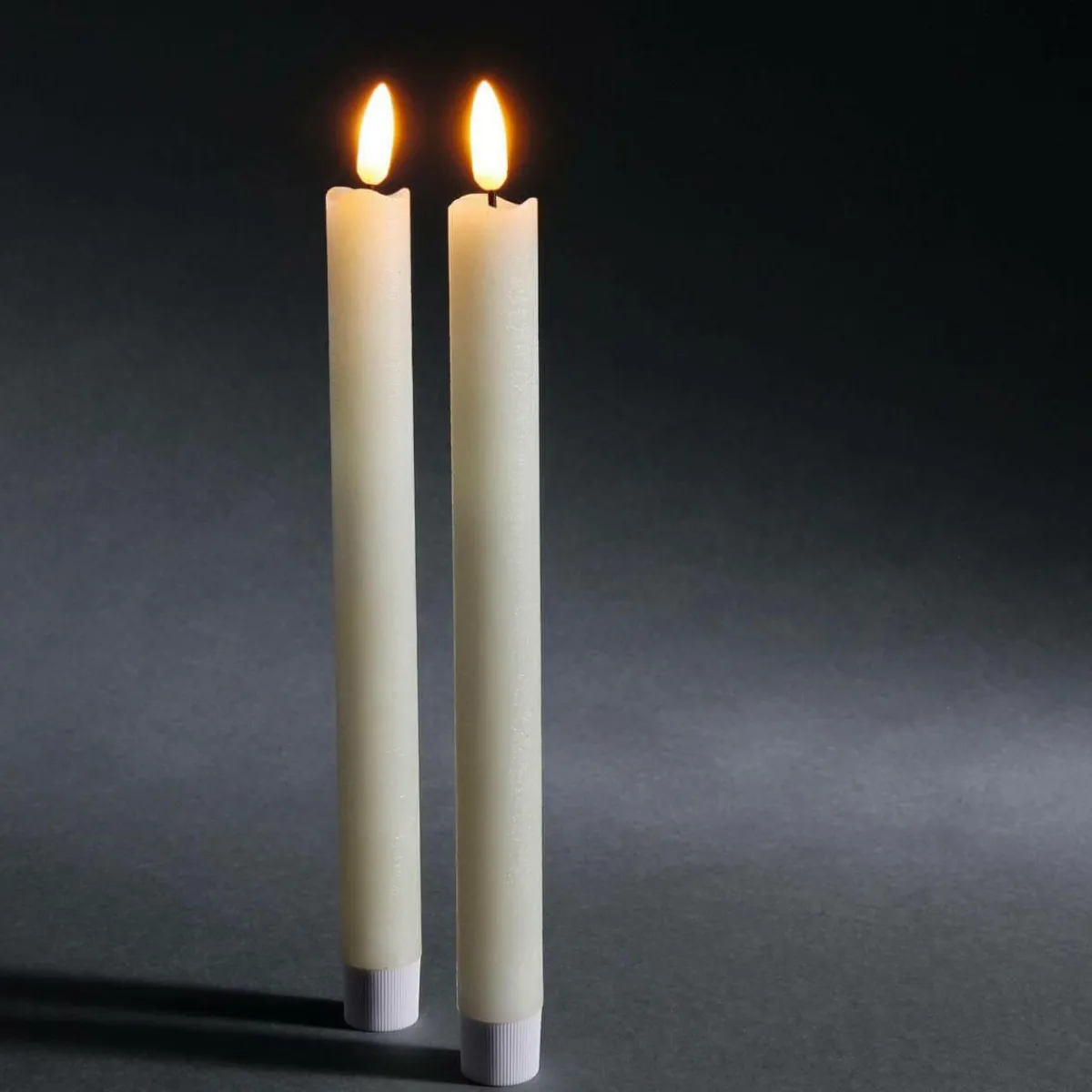 Discount DecoWoerner LED-Wachs Tafel-Kerzen 24,5 Cm, 2er Set weiß
