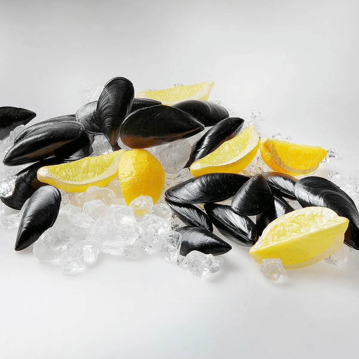 Clearance DecoWoerner Miesmuscheln Lebensmittel-Attrappen, 24 Stück schwarz
