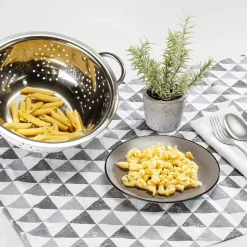 DecoWoerner Penne Nudeln-Lebensmittel-Attrappe 100 G gelb