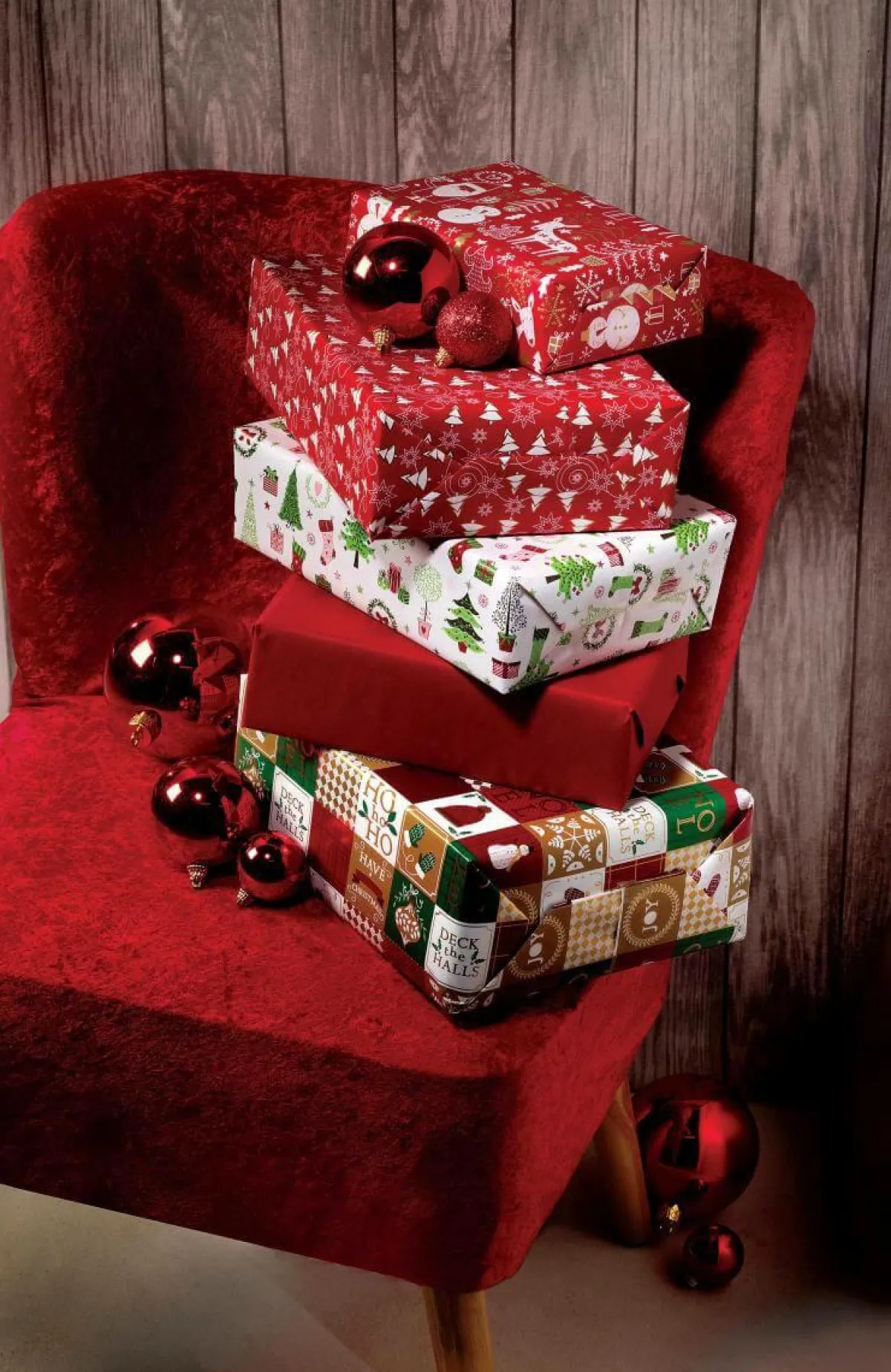New DecoWoerner Recyceltes, es Uni-Kraftpapier – 50 M Geschenkpapier-Rolle rot