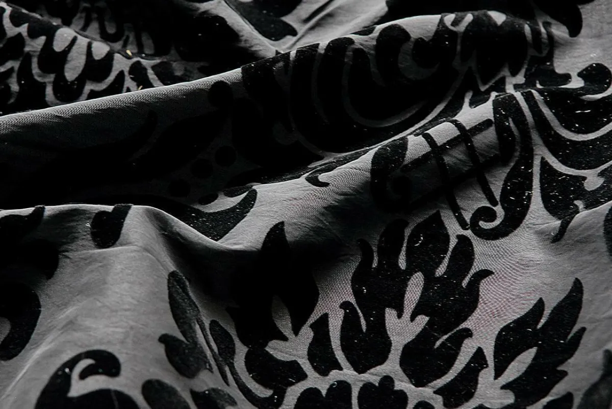Hot DecoWoerner Taft Mit Samtflock 145 Cm Breit, schwarz