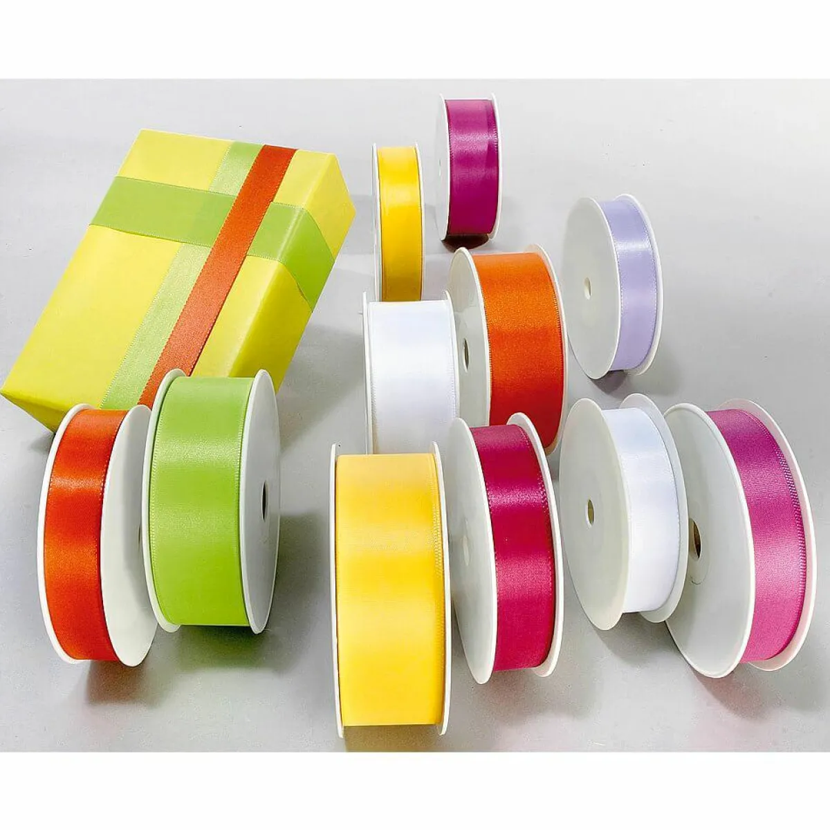New DecoWoerner Taftband Mit Webkante 40 Mm, 50 M, gelb