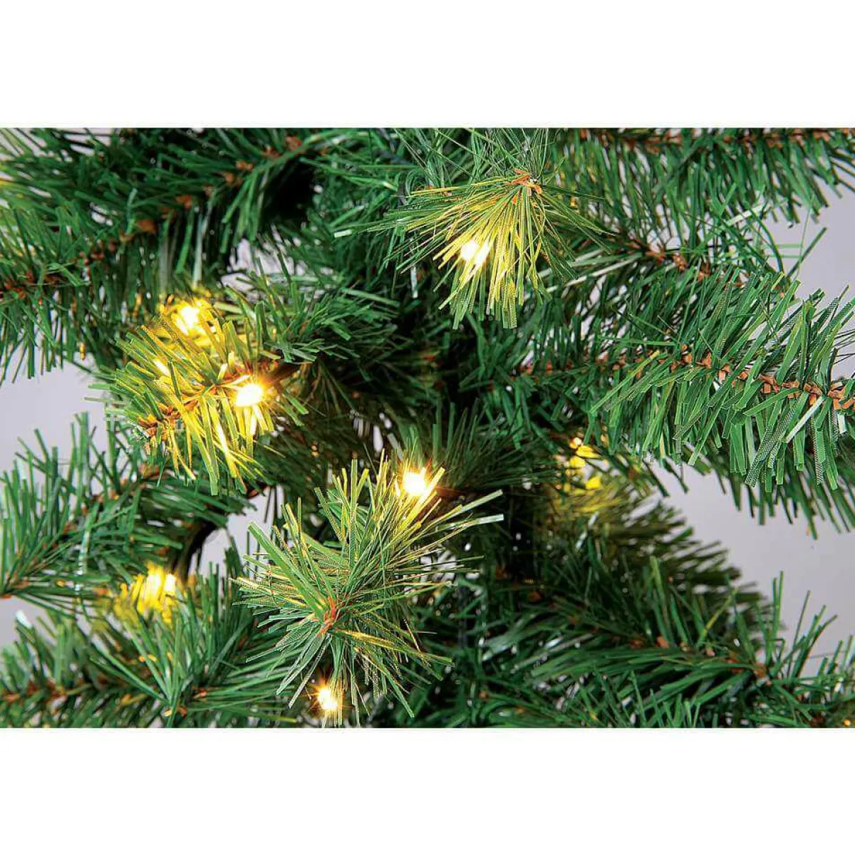 Discount DecoWoerner Tannengirlande Deluxe Mit LED, 270 Cm, 25 Cm Ø grün