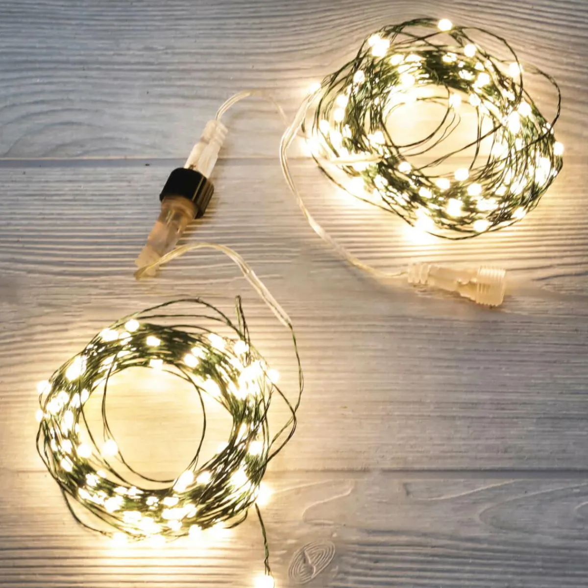 Best DecoWoerner Trennbare XL LED-Draht-Lichterkette Für Außen, 200 LED, 20 M grün