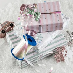 Hot DecoWoerner es Kraftpapier Mit Schneeflocken In Hellblau, Rosa, Silber & Mint – 50 M Geschenkpapier-Rolle weiß