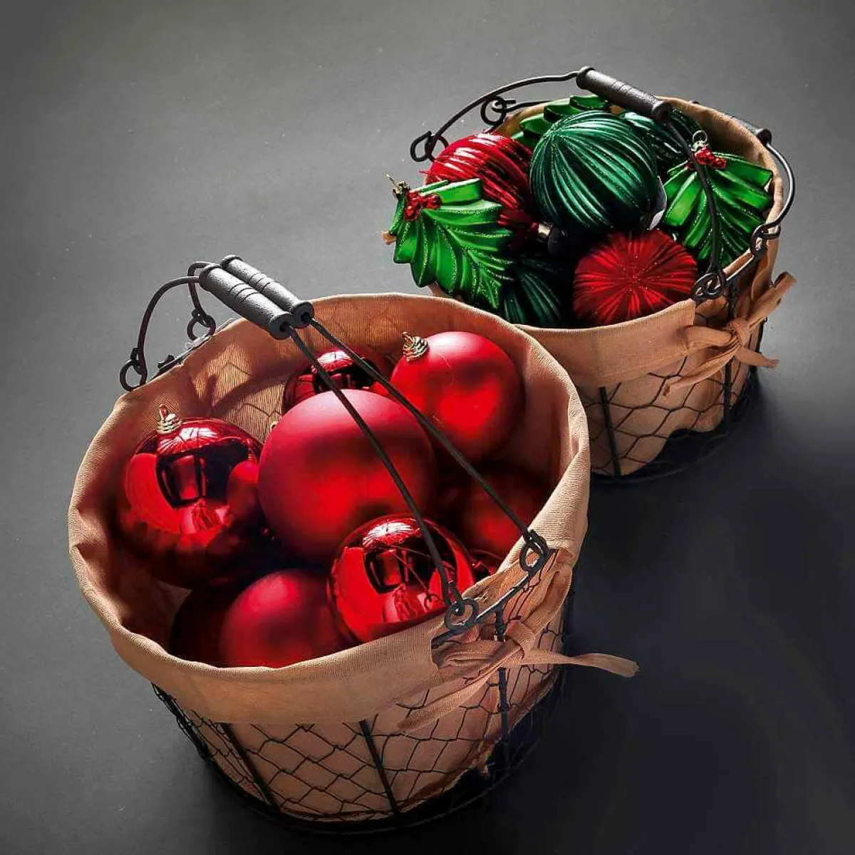 DecoWoerner Weihnachtskugel Velvet , 8 Cm, 2 Stück rot