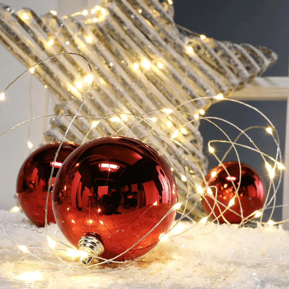 Clearance DecoWoerner Weihnachtskugeln Glänzend Schwer Entflammbarem 6 Cm 24 Stück rot
